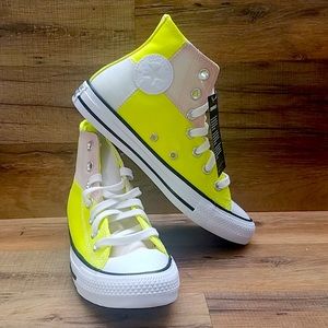 NWT Converse High Top